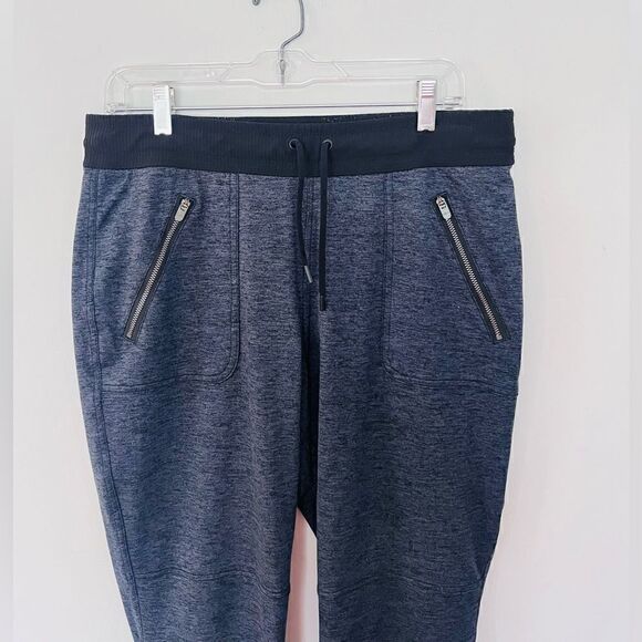 ATHLETA | heather charcoal grey women’s joggers - Picture 9 of 9